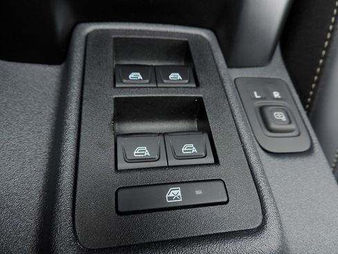 Used 2025 Ford Bronco Badlands AWD/4WD image 25