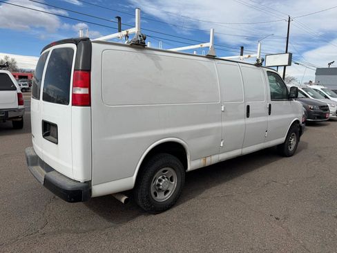 Used 2020 Chevrolet Express 2500 Extended w/ Driver Convenience Package image 4