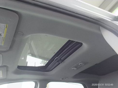 Used 2015 GMC Acadia SLT AWD/4WD image 7