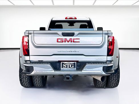 Used 2024 GMC Sierra 3500 SLE w/ SLE Convenience Package image 5