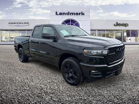 Used 2025 RAM 1500 Tradesman w/ Night Edition AWD/4WD image 19