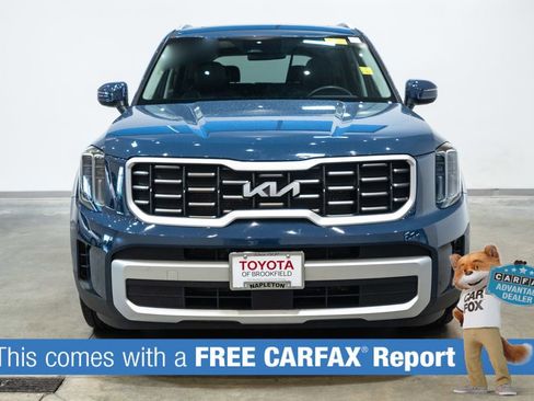 Used 2025 Kia Telluride S image 2
