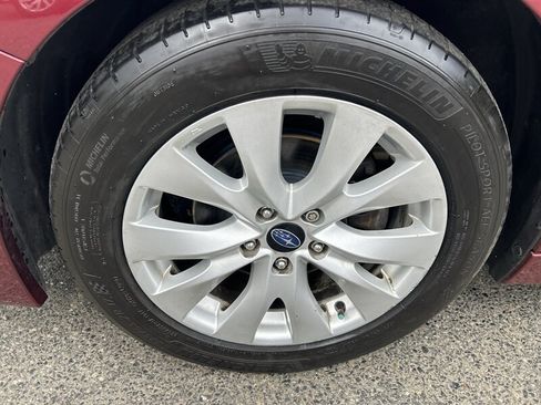 Used 2015 Subaru Legacy 2.5i Premium AWD/4WD image 7