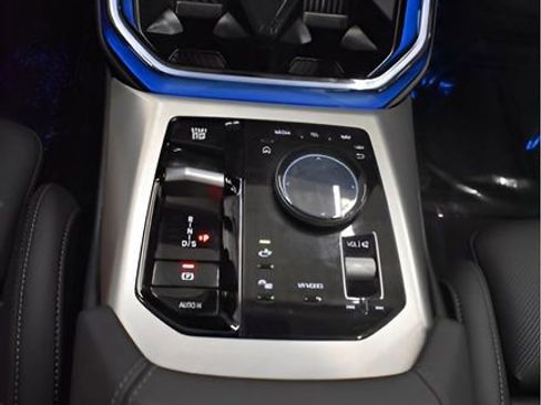 Used 2025 BMW X3 xDrive30i AWD/4WD image 28