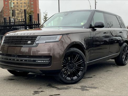 New 2026 Land Rover Range Rover Long Wheelbase SE AWD/4WD image 1