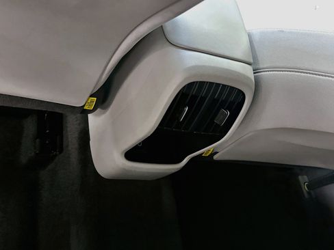 Used 2025 Hyundai Kona SEL AWD/4WD image 28