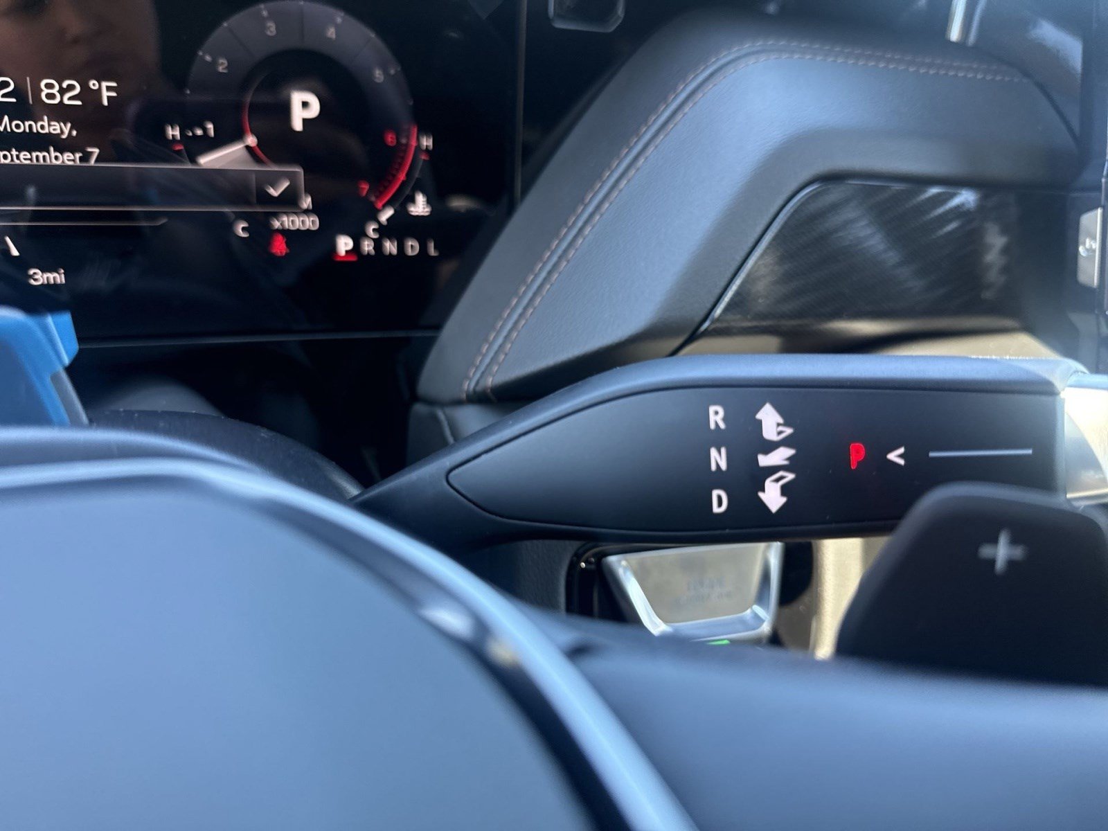 New 2026 GMC Yukon AT4 w/ AT4 Premium Plus Package AWD/4WD image 16
