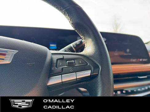 Certified 2024 Cadillac XT4 Sport image 17