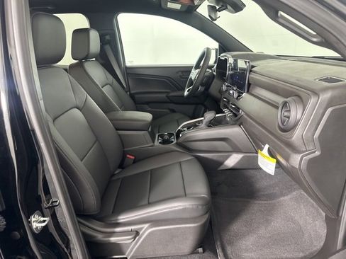 New 2025 Chevrolet Colorado Trail Boss w/ Midnight Edition image 16