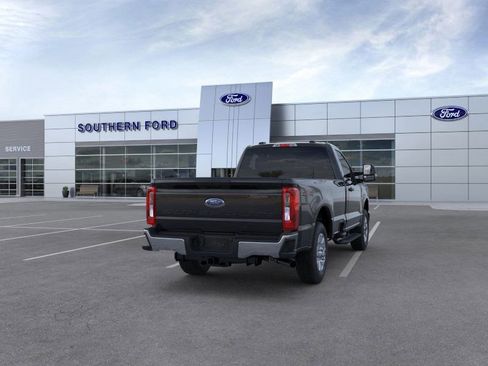 New 2025 Ford F350 XLT image 9