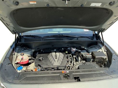 Used 2023 Hyundai Santa Fe SEL w/ Premium Package image 18