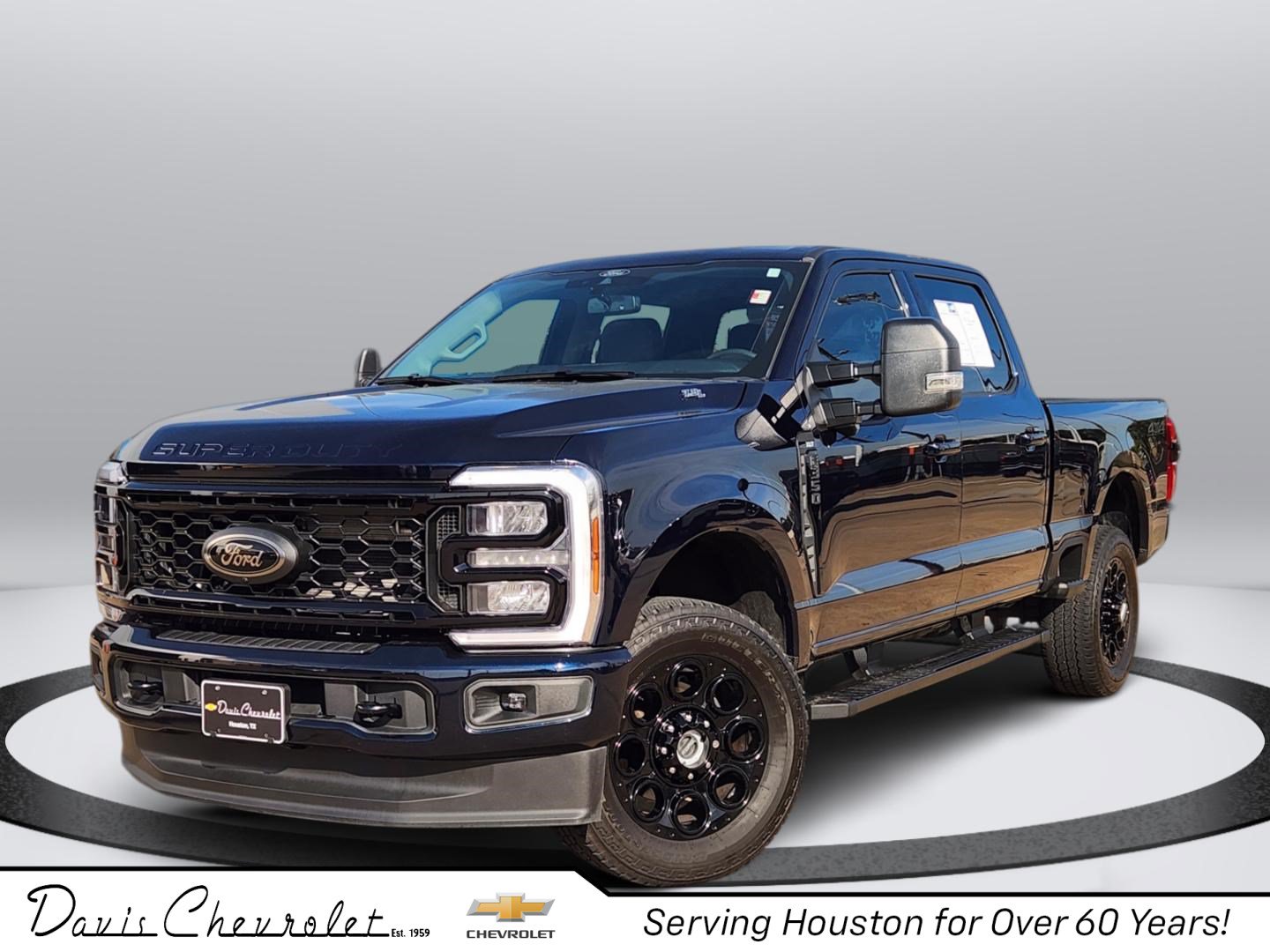 Used 2025 Ford F350 XLT w/ Black Appearance Package AWD/4WD image 1