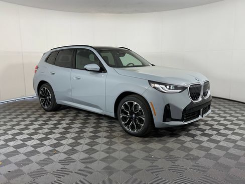 Used 2026 BMW X3 xDrive30i w/ M Sport Package AWD/4WD image 7