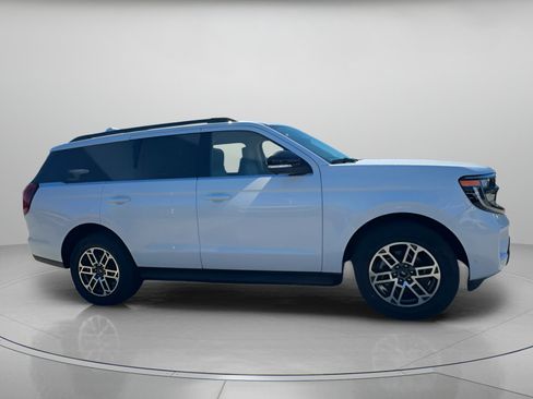 New 2025 Ford Expedition Active image 36