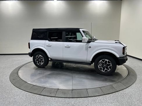 Certified 2023 Ford Bronco Outer Banks AWD/4WD image 6