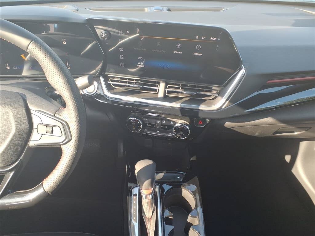 New 2026 Chevrolet Trax RS w/ Driver Confidence Package FWD image 22
