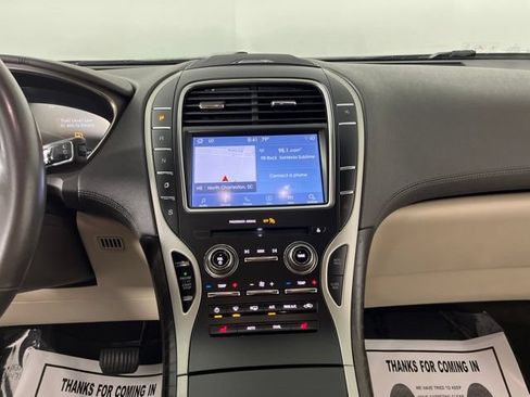 Used 2019 Lincoln Nautilus Select FWD image 25