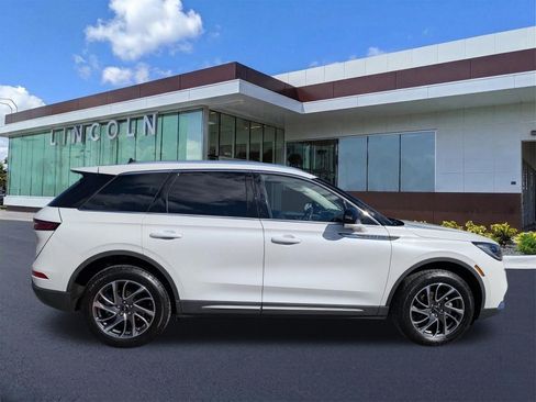 Certified 2020 Lincoln Corsair FWD w/ Equipment Group 101A image 4