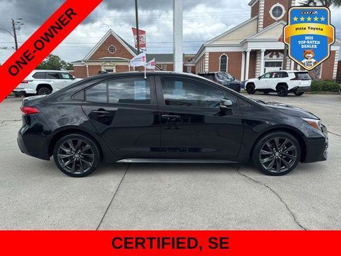 Certified 2025 Toyota Corolla SE FWD image 4
