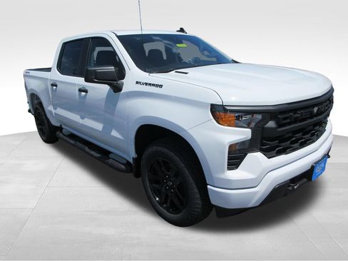 New 2026 Chevrolet Silverado 1500 Custom w/ Turbomax Blackout Package AWD/4WD image 7