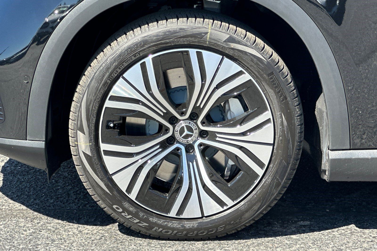 Used 2026 Mercedes-Benz EQE 320 4MATIC SUV image 13