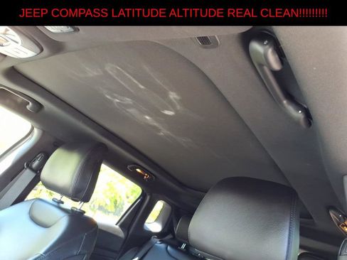 Used 2023 Jeep Compass Latitude w/ Sun and Sound Group AWD/4WD image 15