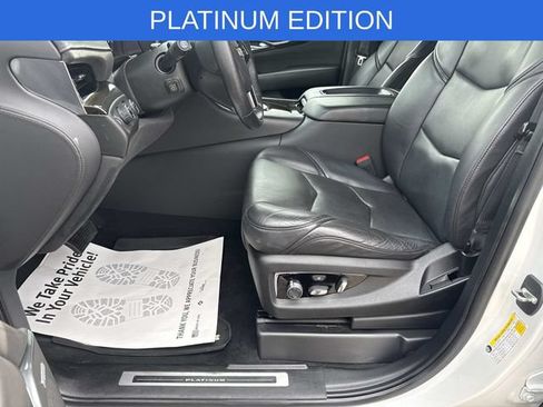 Used 2020 Cadillac Escalade Platinum AWD/4WD image 51