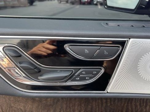 Used 2022 Lincoln Navigator L Black Label image 11