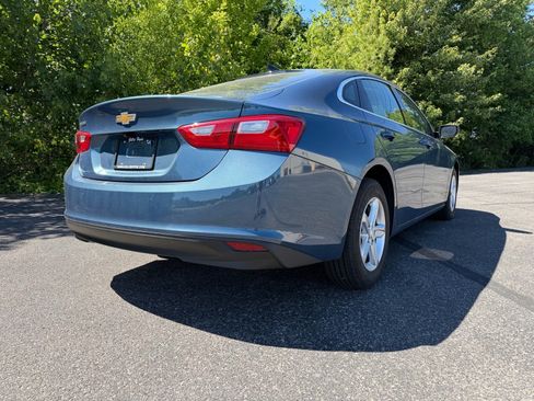 Used 2025 Chevrolet Malibu LS FWD image 13