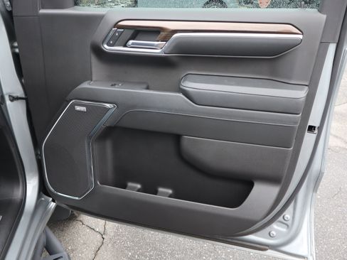 Used 2024 Chevrolet Silverado 1500 LT Trail Boss w/ Convenience Package II image 36