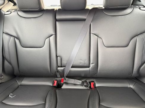 New 2026 Jeep Compass Limited image 16