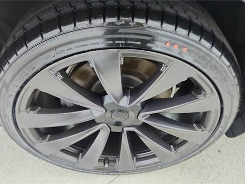 Used 2022 Tesla Model X Base image 55