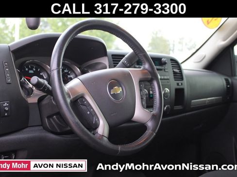 Used 2014 Chevrolet Silverado 2500 LT w/ Interior Plus Package AWD/4WD image 17
