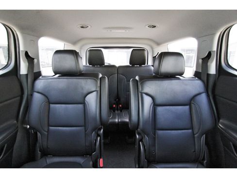 Used 2021 GMC Acadia SLT w/ Elevation Edition FWD image 14