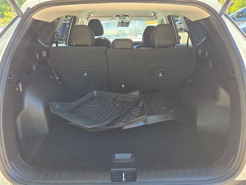 Used 2023 Hyundai Tucson SEL FWD image 16
