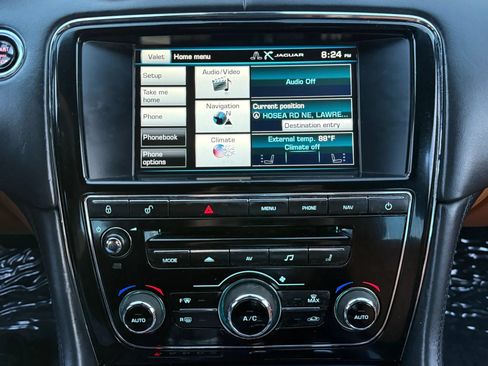 Used 2012 Jaguar XJ L RWD image 27