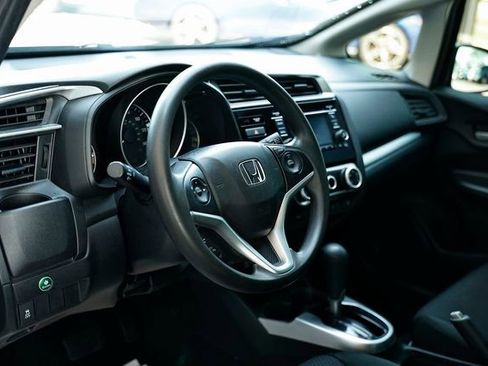 Used 2019 Honda Fit LX image 17