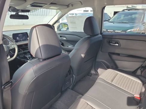New 2026 Nissan Rogue SV AWD/4WD image 24