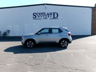 Used 2025 Hyundai Venue SEL