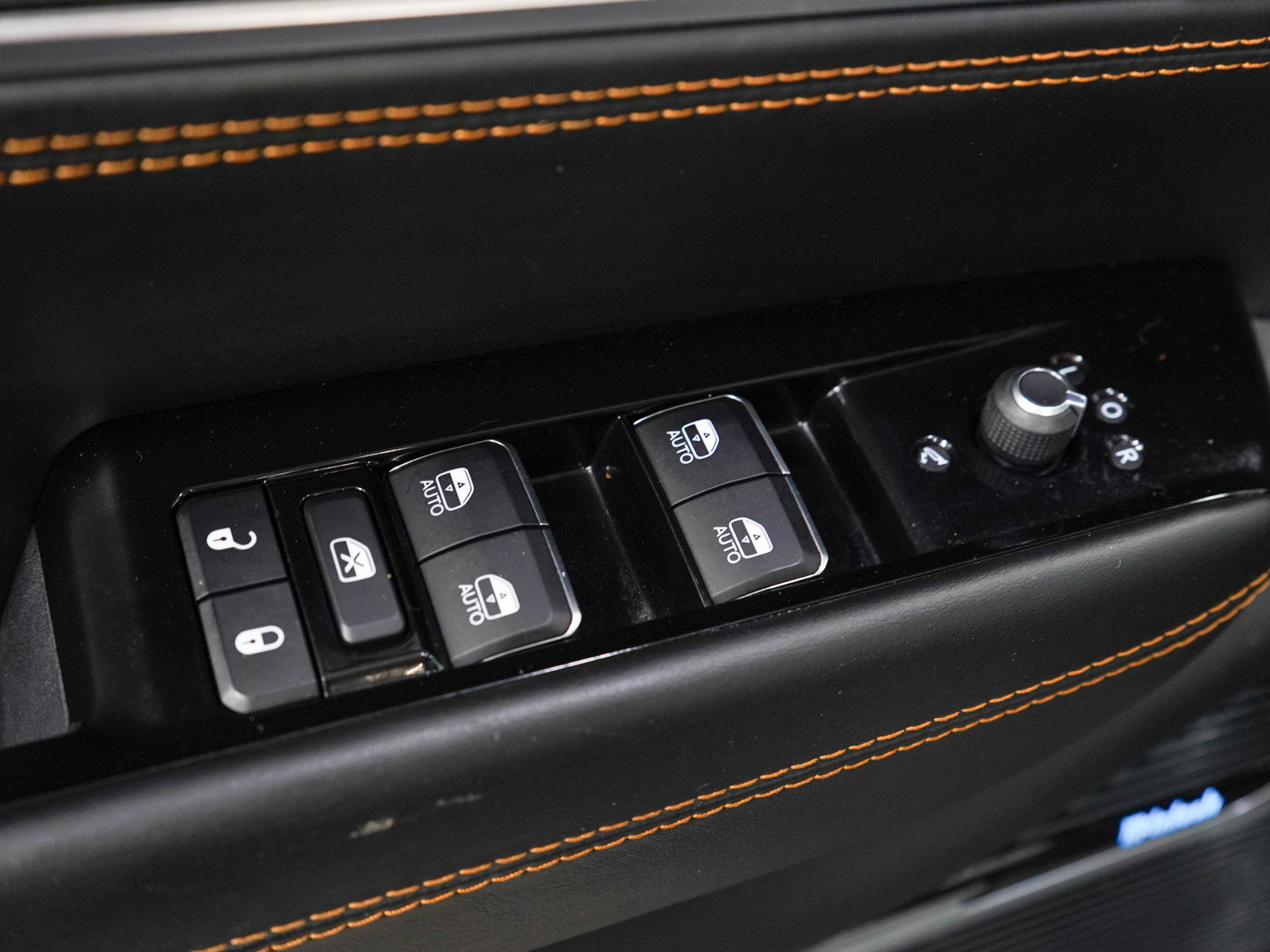Used 2022 Jeep Grand Wagoneer Series III w/ Rear-Seat Entertainment Group AWD/4WD image 24