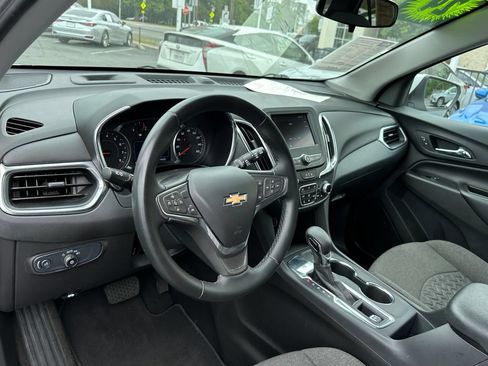 Used 2024 Chevrolet Equinox LT FWD image 23