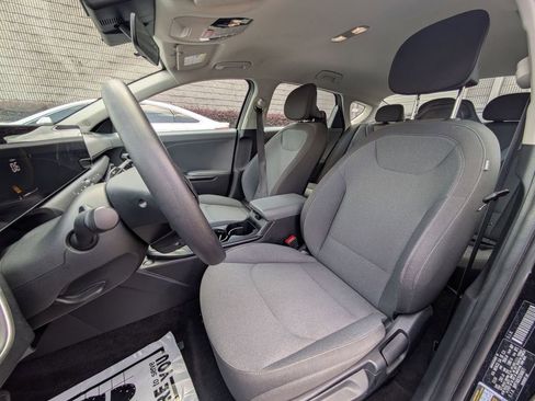 Used 2025 Kia K4 FWD image 24