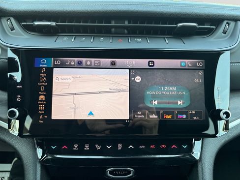 New 2026 Jeep Grand Cherokee L 4WD image 18
