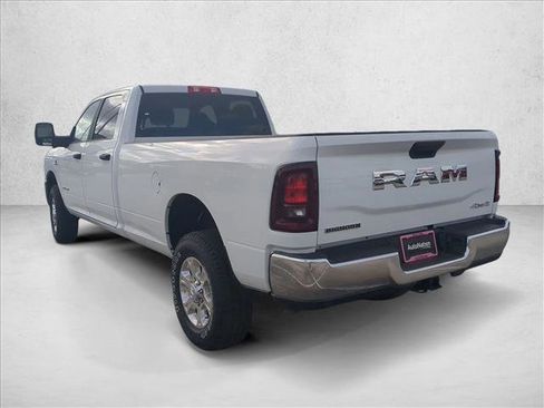 New 2025 RAM 2500 Big Horn AWD/4WD image 9