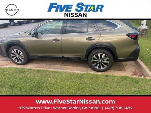 Used 2024 Subaru Outback Touring XT AWD/4WD image 5