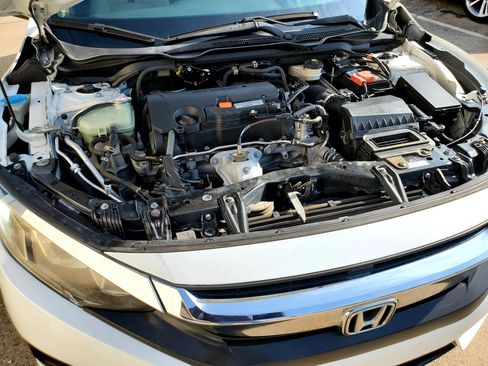 Used 2016 Honda Civic EX image 39