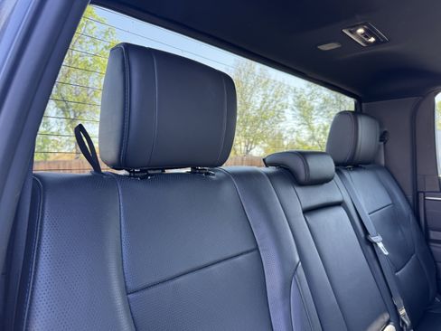 Used 2023 Toyota Tundra Platinum AWD/4WD image 19