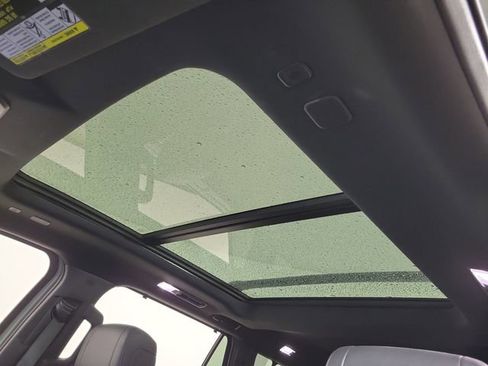 Used 2025 Toyota Sequoia Platinum AWD/4WD image 22
