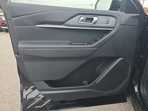 New 2026 Ford Explorer ST-Line image 18