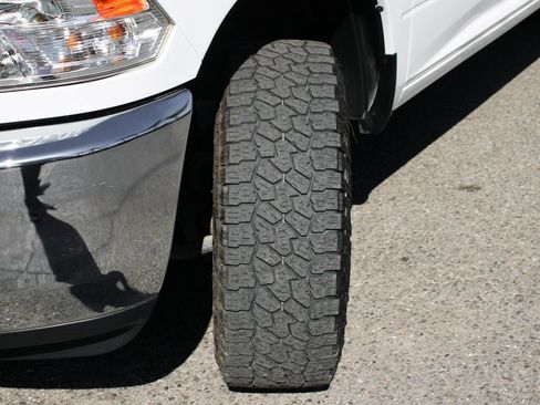 Used 2017 RAM 2500 SLT image 40